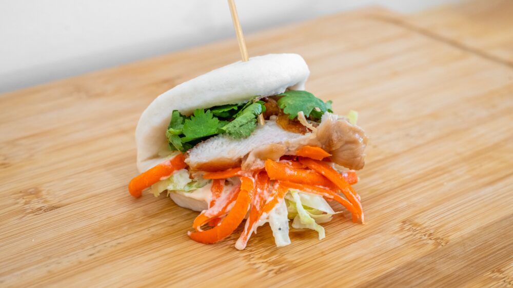 BBQ CHICKEN STEAM BUN